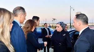 إجراءات يجب اتباعها قبل وبعد تلقي اللقاح. Ø´Ø§Ù‡Ø¯ Ø²ÙˆØ¬Ø© Ø§Ù„Ø³ÙŠØ³ÙŠ Øª Ø¹Ø²ÙŠ Ø³ÙˆØ²Ø§Ù† Ù…Ø¨Ø§Ø±Ùƒ Ø¯Ù†ÙŠØ§ Ø§Ù„ÙˆØ·Ù†