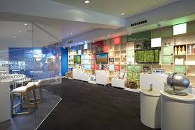 Innovation Centre With Relaxation Zones For Staff And Clients A Hi Tech Flexible Meeting Area And A Fully Bes Retail Space Design Innovation Centre Innovation