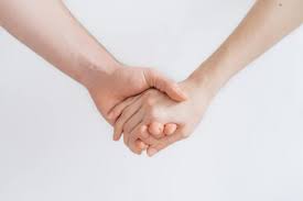 The idea of breadcrumbs in a relationship may be one of the more confusing dating trends. Long Term Relationships A Beginner S Guide To Lasting Commitment Pairedlife