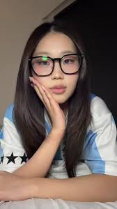 Trend Tears Sabrina Raphael Santos