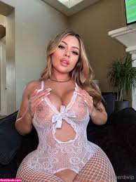 Genbvip's alluring charm - explore her world and indulge your fantasies