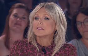 Sophie PrÃ©gent fait une touchante et hilarante dÃ©claration d'amour Ã  Charles Lafortune