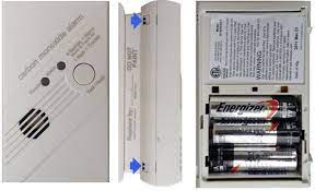A carbon monoxide detector is a small appliance that warns people about the presence of carbon monoxide, a deadly gas. Interlogix Carbon Monoxide Detector Batteries Help Center