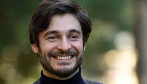 Ma com'è nella vita privata? Lino Guanciale Chi E Il Noto Attore Moglie Figli Carriera