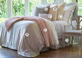 We did not find results for: Lili Alessandra Guy Ivory Basketweave With Blush Velvet Bedding Collection