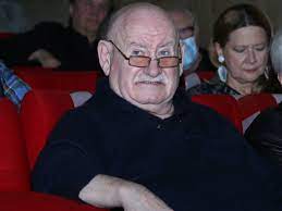 Об этом тасс сообщил источник в его окружении. Chto Ostavil Posle Sebya Mark Rudinshtejn