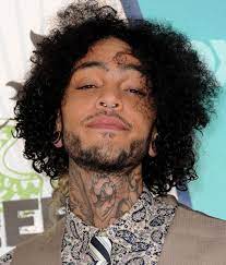 Travis Mccoy Photostream Travie Mccoy Men Haircut Curly Hair Gym Class Heroes