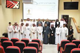 «#النادي_الاجتماعي بشئون الطلاب في برنامج النادي الاجتماعي بشئون الطلاب في برنامج سيرة جامعية#سيرة…» Ø¹Ù…ÙŠØ¯ ÙƒÙ„ÙŠØ© Ø§Ù„Ø¹Ù„ÙˆÙ… Ø§Ù„Ø§Ø¬ØªÙ…Ø§Ø¹ÙŠØ© ÙŠØ±Ø¹Ù‰ Ø­ÙÙ„ ØªØ¯Ø´ÙŠÙ† Ø§Ù„Ù†Ø´Ø§Ø· Ø§Ù„Ø·Ù„Ø§Ø¨ÙŠ Ù„Ù‚Ø³Ù… Ø§Ù„Ø¥Ø¹Ù„Ø§Ù… Ø§Ù„Ø¥Ø¹Ù„Ø§Ù… ÙƒÙ„ÙŠØ© Ø§Ù„Ø¹Ù„ÙˆÙ… Ø§Ù„Ø§Ø¬ØªÙ…Ø§Ø¹ÙŠØ© Ø¬Ø§Ù…Ø¹Ø© Ø£Ù… Ø§Ù„Ù‚Ø±Ù‰