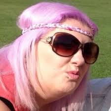 Hayley Vickers (@cherrypophaylz)