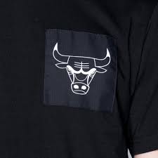 Benny the bull, mascot for the chicago bulls, waves a giant flag with the. Chicago Bulls Logo Black Tee New Era Cap Co