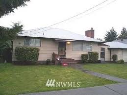 4620 S Willow St, Seattle, WA 98118