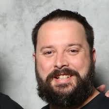 Chris Willett's Instagram, Twitter & Facebook