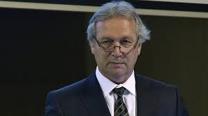 Kövér (comparative kövérebb, superlative legkövérebb). Kover Laszlo Keresztenyek Vagyunk De Balekok Nem Infostart Hu