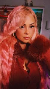 hey friends! can't sleep? tired of scrolling? wish u had someone to talk  to? tap the link and i'll solve all ur problems! playing fortnite right  now, then switching over to warzone,