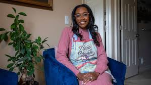 نتیجه جستجوی لغت [housewife] در گوگل