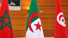 .2022 الجزائر في المجموعة الأولى رفقة بوركينا فاسو والنيجر وجيبوتي، أما تونس فجاءت في المجموعة الثانية التي ضمت زامبيا وموريتانيا وغينيا الاستوائية. Ø¨Ø¹Ø¯ ØªØµØ±ÙŠØ­Ø§Øª ÙˆØ²ÙŠØ± Ø³Ø§Ø¨Ù‚ Ø­ÙˆÙ„ Ù‚Ø¶ÙŠØ© Ø§Ù„ØµØ­Ø±Ø§Ø¡ ØªÙˆÙ†Ø³ ØªØ¤ÙƒØ¯ Ù‚ÙˆØ© Ø¹Ù„Ø§Ù‚ØªÙ‡Ø§ Ù…Ø¹ Ø§Ù„Ø¬Ø²Ø§Ø¦Ø± Rt Arabic