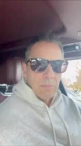 Lynnette Huber's Instagram, Twitter & Facebook