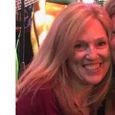 Guy Gaudreau threw out the first pitch at the Phillies game tonight ❤️⚾️