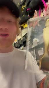 A perfect 10 for @Ed Sheeran, as he becomes the first artist to recieve a  Gold BRIT Billion Award for 10 billion UK streams ⚡️