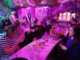 Mad Hatter Gin Tea Party Don T Be Late As There Is Gin To Be Drank Love Pop Ups London
