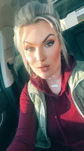 Amber Waddington's Instagram, Twitter & Facebook