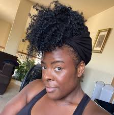 The real reason she never got an Oscar is because she never played a slave  or a wh•re. Now clock that tea. For more than 30 years Angela Basset has  played some