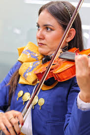 Hoy recibimos con emoción el primer vuelo directo de Aeroméxico entre  Ciudad de México y Cali, una nueva ruta que abre el cielo para el turismo,  la cultura y el encuentro entre