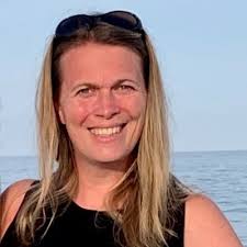 Sue Tobin (@suetobin)