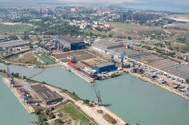 Sarawak slipways keeps a flat organisation structure to ensure our decisions making and production processes are lean, efficient and able to respond to customer requirements rapidly. Shipyard Vard Vung Tau Ltd Vung Tau Viet Nam