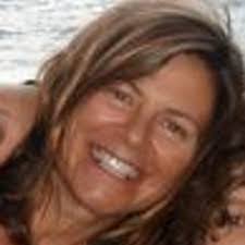 Ann Clausen's Instagram, Twitter & Facebook