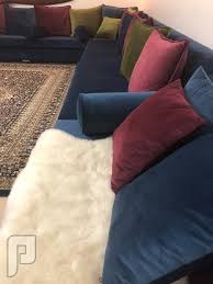 مستعمل كنب نظيف للبيع في الرياض لون كحلي عصري استخدام Facebook