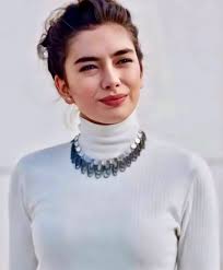 أحبك وأنت لست لي