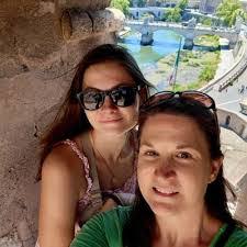 Cindy Haight's Instagram, Twitter & Facebook