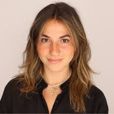 Ani Ghazarian's Instagram, Twitter & Facebook