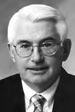 Pope tells Spanish youth life spent serving Christ is worth living