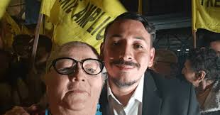 Diputada “liberal” Johanna Obando brinda apoyo político a Ariel Robles, del  Frente Amplio