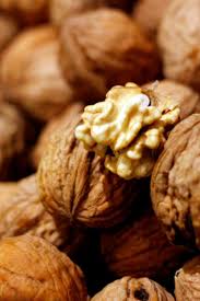 Nuez De Castilla Su Origen Y Beneficios Gourmet De Mexico Postres Saludables Botanas Gourmet Comida