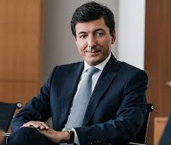 Deutsche bank's first representative office in australia was opened in 1973. Deekeling Arndt Advisors Deutsche Bank Manager Alfredo Flores Kommt Als Managing Partner