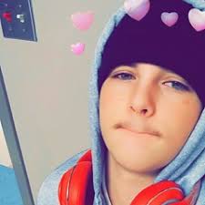 Stream Devon Aldridge music