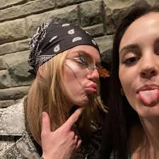 Simon Toni Keller (@simonak22) • Instagram photos and videos