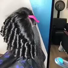 عناية وجمال On Twitter طريقة لف الشعر بإستخدام جهاز السيراميك Hair Styles Natural Hair Styles Human Hair Wigs