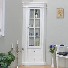 Schone Eckvitrine Aus Beliebten Mobelserie Amaretta Die Eckvitrine Ist Aus Massivholz Lackiert In Schwarz Und Antik Patiniert Ecke Vitrine Eckvitrine Vitrine