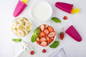 Memilih makanan dan minuman kemasan sehat untuk anak harus selektif. Tips Menyajikan Buah Jadi Minuman Dan Makanan Sehat Sahabat Nestle