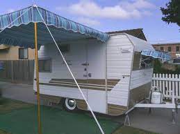 Via Lucinda Plummer Our Vintage 1965 Aristocrat Lo Liner D13 6 Trailer Sporting Her Brand New Custom Awn Custom Awnings House On Wheels Aristocrat Trailer