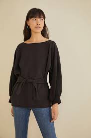 Nour Zero Waste Sweatshirt Black Sweatshirts Amour Vert Pattern Was Designed To Not Have Any Waste Even T In 2020 Toxic Clothing Sweatshirts Black Sweatshirts