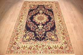 Täbriz perserteppich kaufen auf deutschland bester adresse. Perser Teppich Isfahan Mit Seide 234x155 Cm Dunkelblau