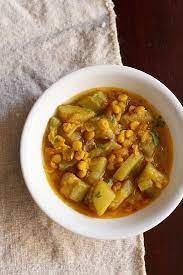 Lauki Chana Dal Sabzi Recipe With Step By Step Photos This Is A Healthy Curry Recipe Made With Bottle Gourd O Indian Food Recipes Curry Recipes Sabzi Recipe
