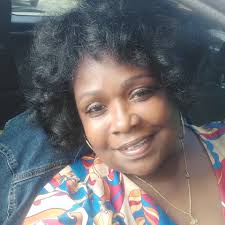 Can someone please add a nice background !!??