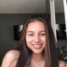 Alyssa Moran (@alyssamorannnn)