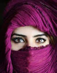 ملثمة هي جروحي تتبرج كل غسق تشعل شموع الانتظار، الانتصار، تتعالى بصمتها ترسم امرأة تطرز أحلامها البكر على منديل الفرح. ØµÙˆØ± Ø¹ÙŠÙˆÙ† Ø¬Ù…ÙŠÙ„Ø§Øª Ø§Ø¬Ù…Ù„ Ø¹ÙŠÙˆÙ† Ø¹Ø¨Ø§Ø±Ø§Øª